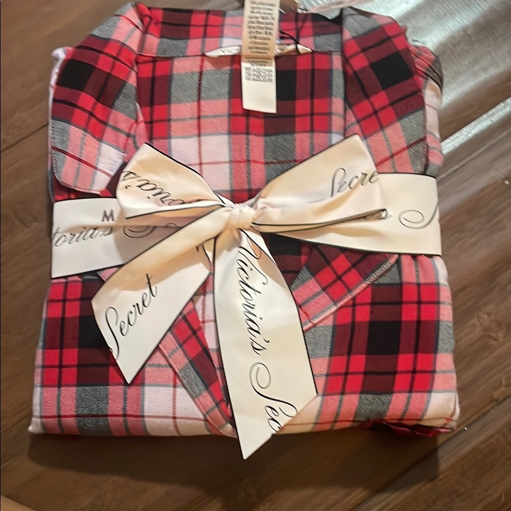 Victoria's Secret Red and Pink Pajama Set “The Flannel PJ”